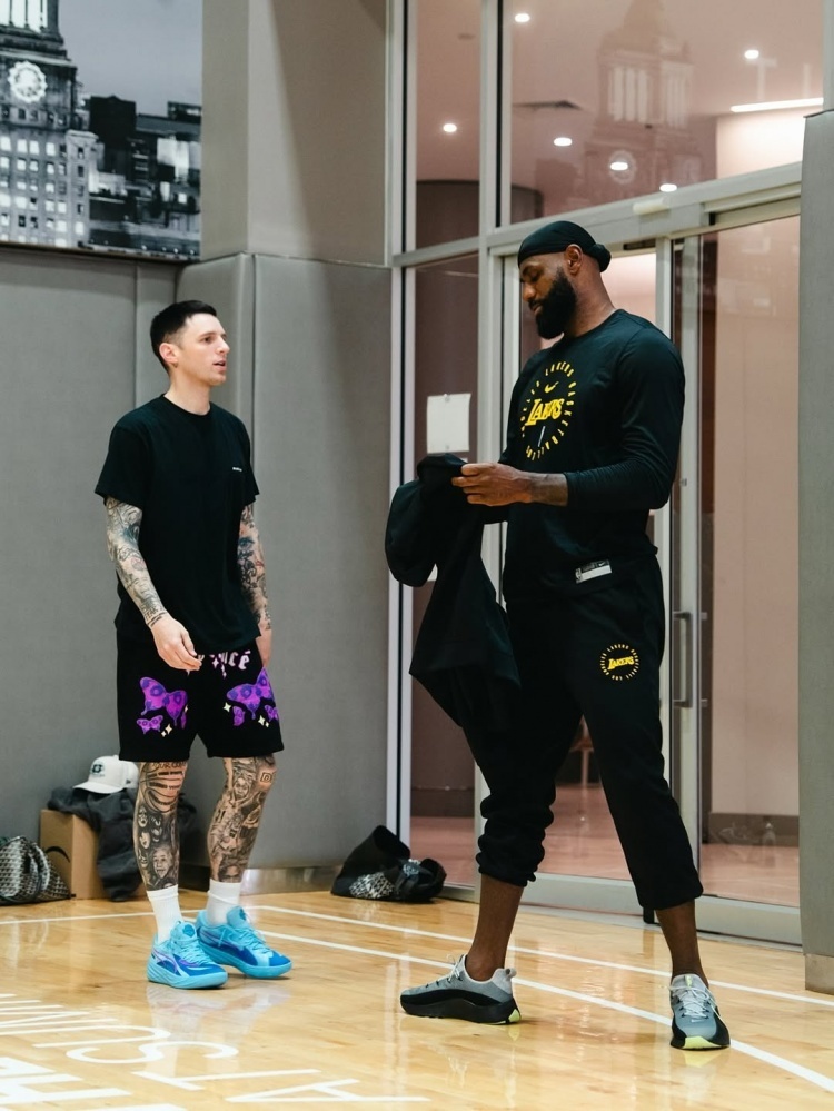 当勒布朗来, inews 当勒布朗来, inews