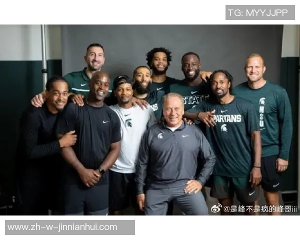 圆梦足球球星卡点燃绿茵激情见证少年追梦与荣耀时刻